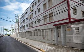 Apartamento a 80m da praia do Forte - Praia Grande
